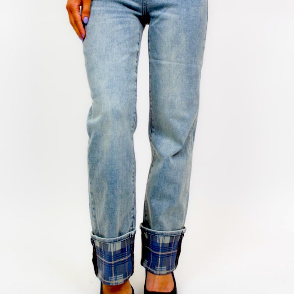 New! Judy Blue Vintage Plaid Cuff Straight Jeans color blue,never worn, size 16w